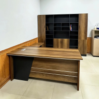 Bàn Giám Đốc Góc L Phối Màu Tối, Yếm Cắt Chéo - BGĐ122