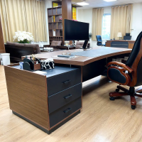 Bàn Giám Đốc Góc L Vân Gỗ Hiện Đại Sang Trọng - BGĐ131