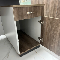 Bàn Giám Đốc Yếm Ốp Nổi Trang Nhã - BGĐ136