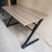 Bàn Làm Việc Văn Phòng Chân Sắt Chữ Z - BLV3