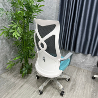 Ghế Xoay Văn Phòng Lưng Lưới Xanh Có Kê Chân Thư Giãn – GX78