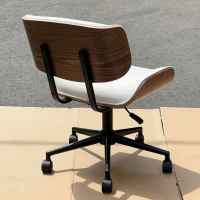 Ghế Xoay Văn Phòng Nệm Da Lưng Thấp Chân Sắt - GX90