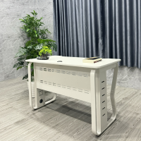 Bàn Làm Việc Có Yếm Chân Sắt Nhập Khẩu - BLV111