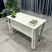 Bàn Làm Việc Có Yếm Chân Sắt Nhập Khẩu - BLV111