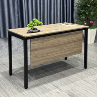 Bàn Làm Việc Chân Độc Lập Có Yếm - BLV117