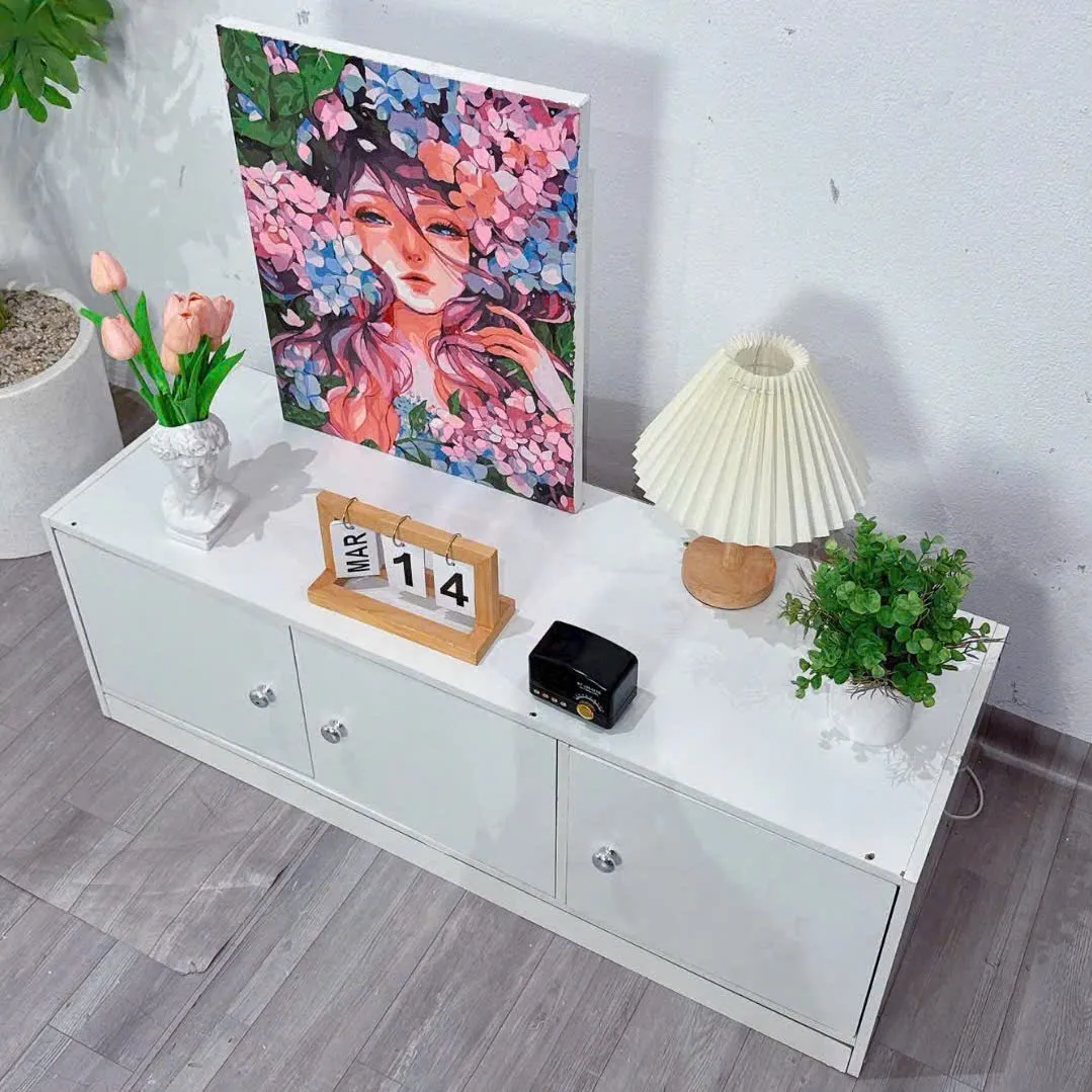Kệ tivi băng dài 3 cánh đa năng