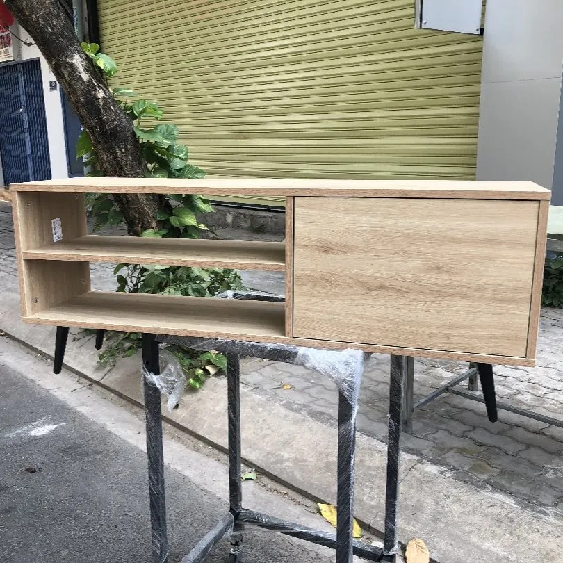 Kệ tivi gỗ chân cao nghiêng, tủ đơn lệch, kiểu dáng Bắc Âu hiện đại, phù hợp phòng khách tinh tế