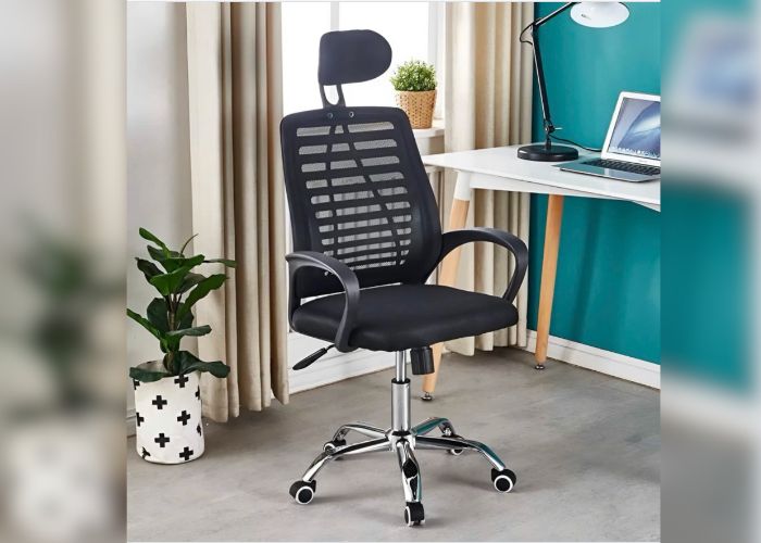 Ghế có tựa đầu giúp đỡ mỏi cổ hơn hẳn