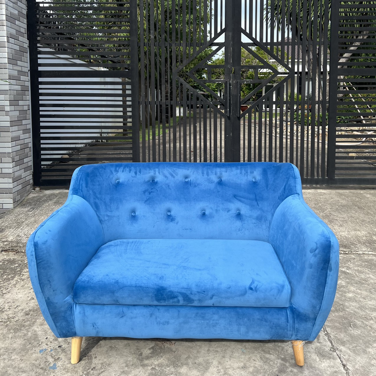 Sofa băng xanh nhung giá rẻ - SFB01