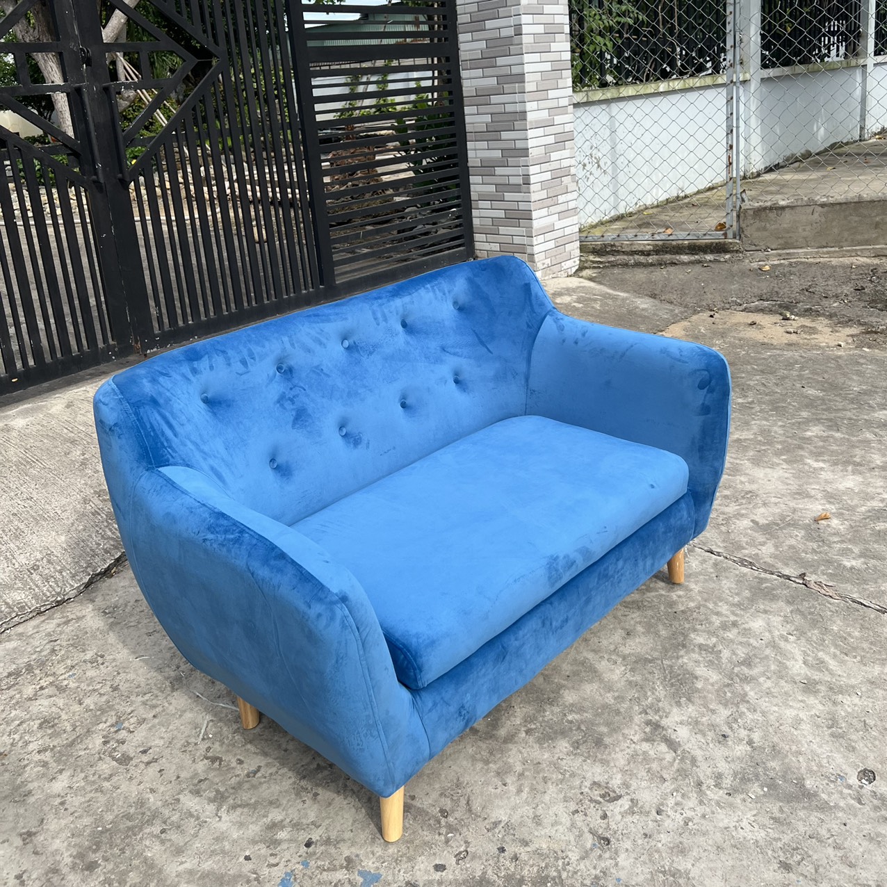 Sofa băng xanh nhung giá rẻ - SFB01