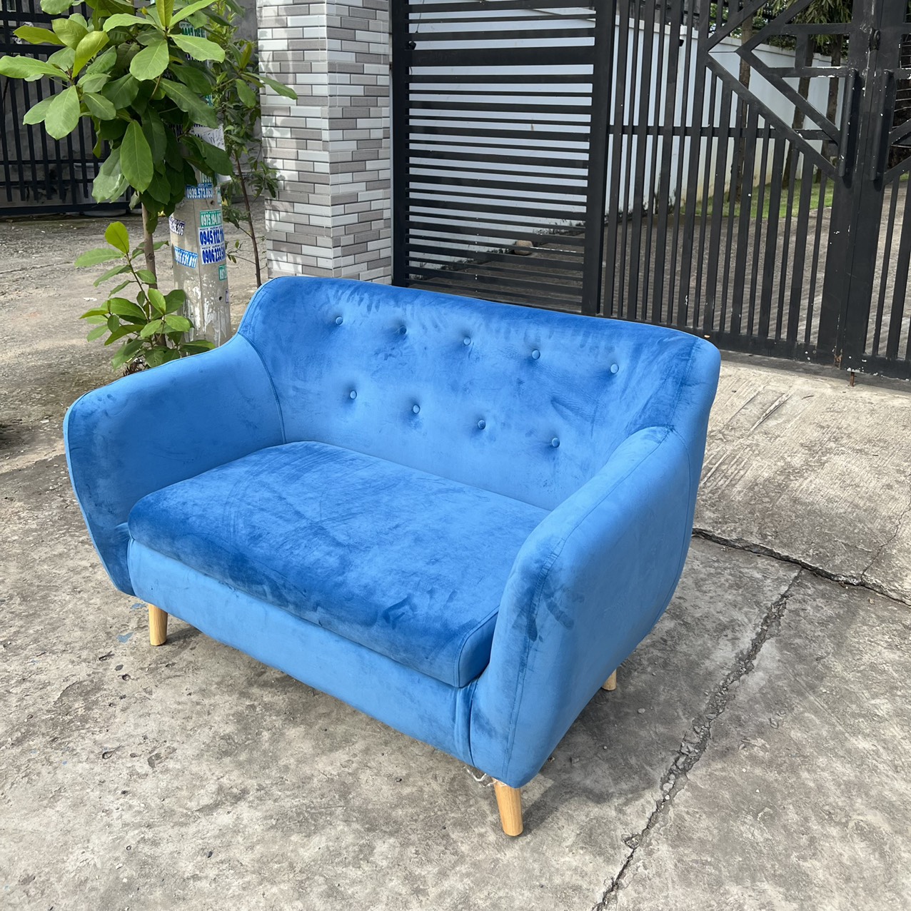 Sofa băng xanh nhung giá rẻ - SFB01