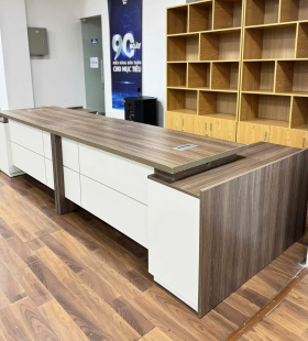 Bàn Giám Đốc Hai Tầng Mặt Nổi Tối Giản Hiện Đại - BGĐ134