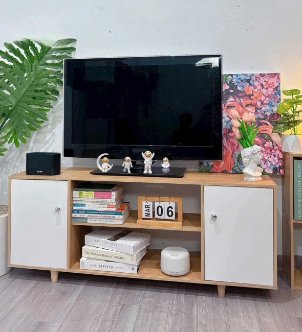 Kệ Tivi Gỗ 2 Cánh Mở Đa Năng Có Ngăn Kệ Trang Trí - KTV3
