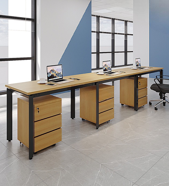 Bàn Cụm Làm Việc Chân Sắt 3 Người - BC38