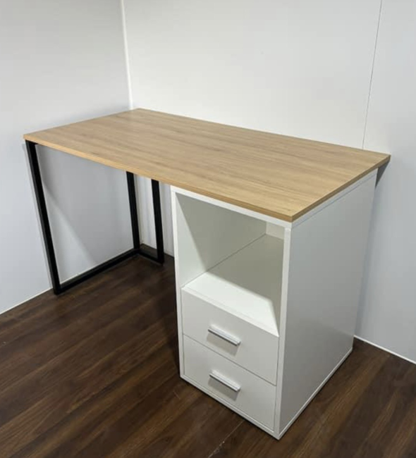 Bàn Làm Việc Chân Sắt Có Hộc Tủ - BLV118