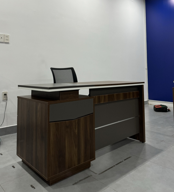 Bàn Giám Đốc Gỗ Trưởng Phòng Sọc Ngang - BGĐ71