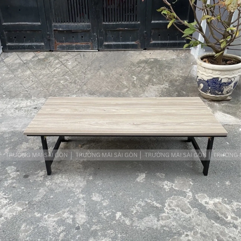 Bàn Làm Việc Văn Phòng Ngồi Bệt Chân Sắt U - BLV19