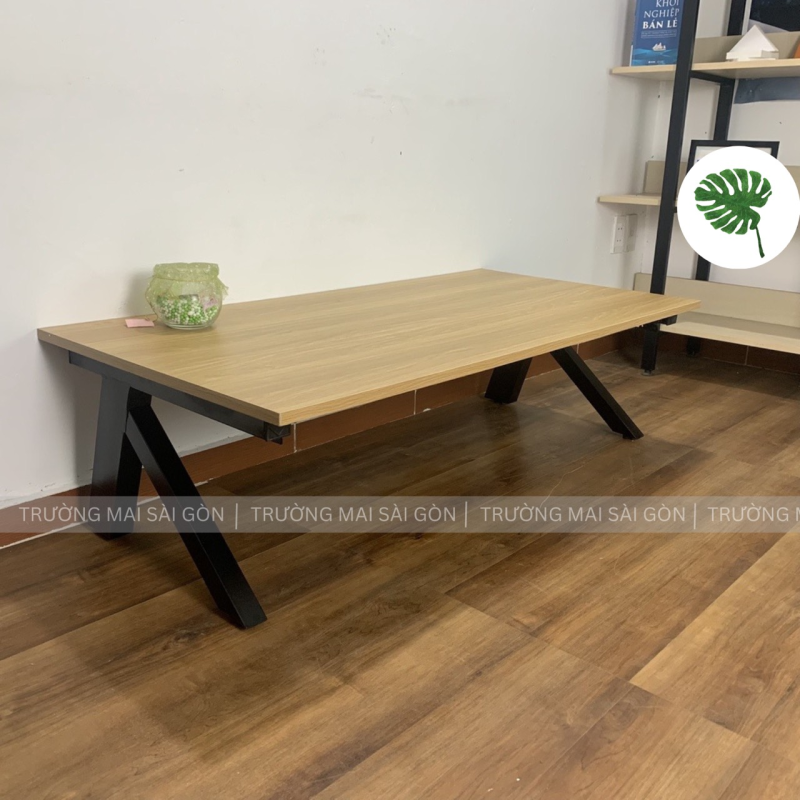 Bàn Làm Việc Văn Phòng Ngồi Bệt Chân Sắt Chữ Y - BLV18