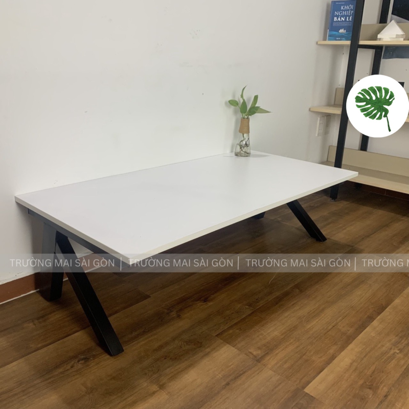 Bàn Làm Việc Văn Phòng Ngồi Bệt Chân Sắt Chữ Y - BLV18
