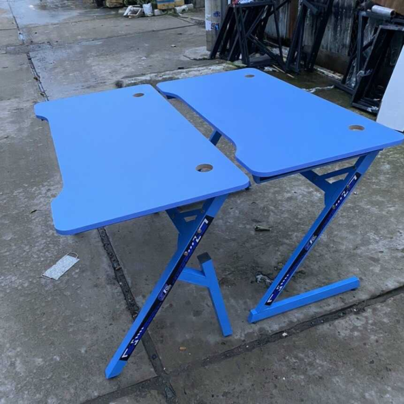 Bàn Làm Việc Chân Sắt Chữ Z - BLV121