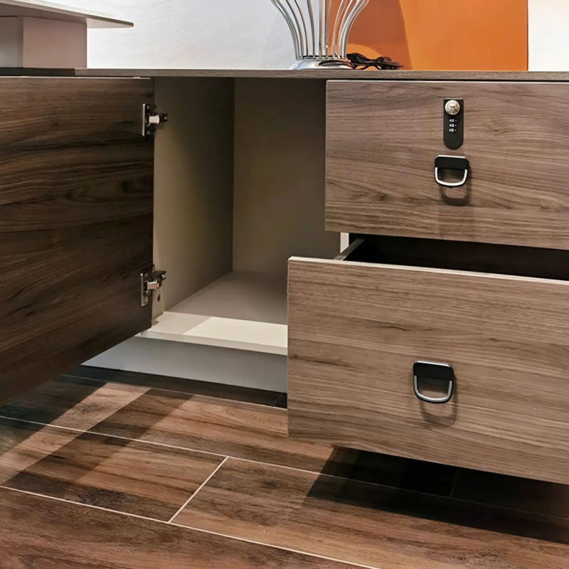 Bàn Giám Đốc Thiết Kế Chân Cong Hiện Đại - BGĐ101