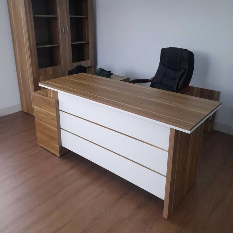 Bàn Giám Đốc Văn Phòng Chữ L Có Tủ Phụ - BGĐ4