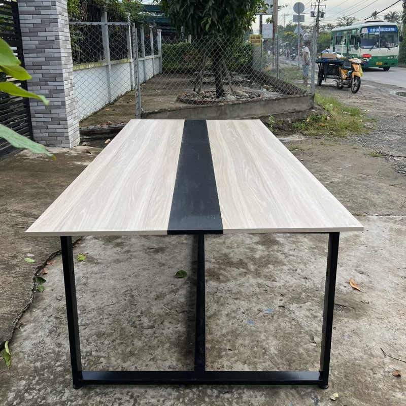 Bàn Họp Văn Phòng Chân Sắt 2m4 x 1m2 - BH5