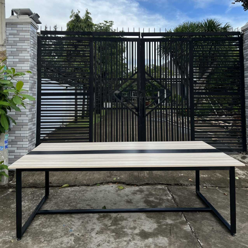 Bàn Họp Văn Phòng Chân Sắt 2m4 x 1m2 - BH5