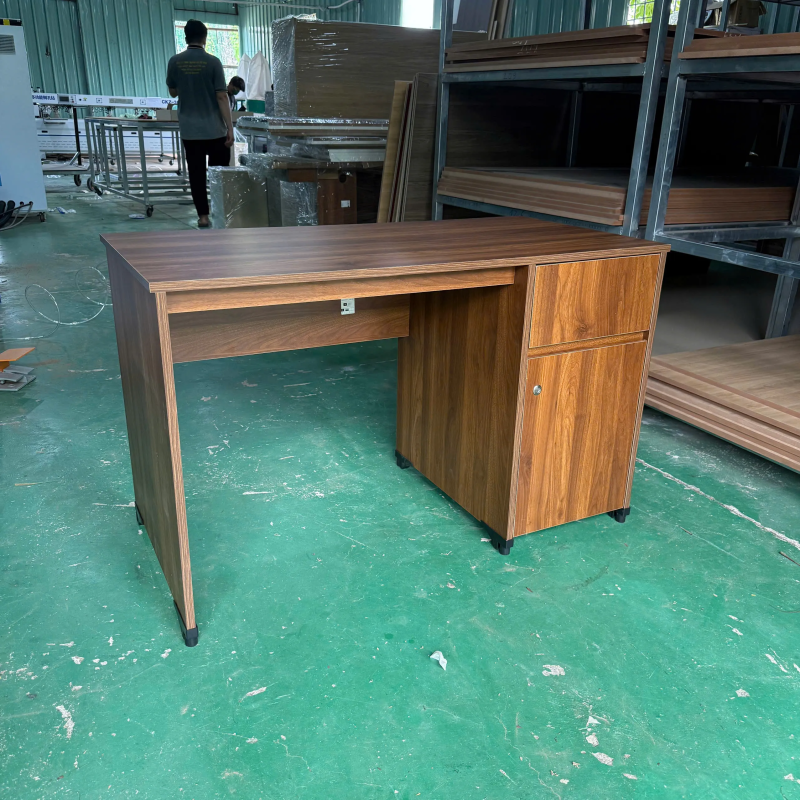 Bàn Làm Việc Gỗ Có Ngăn Kéo Và Tủ Khóa - BG80