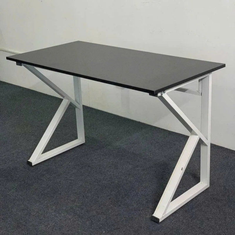 Bàn Làm Việc Văn Phòng Chân Sắt Chữ K - BLV4