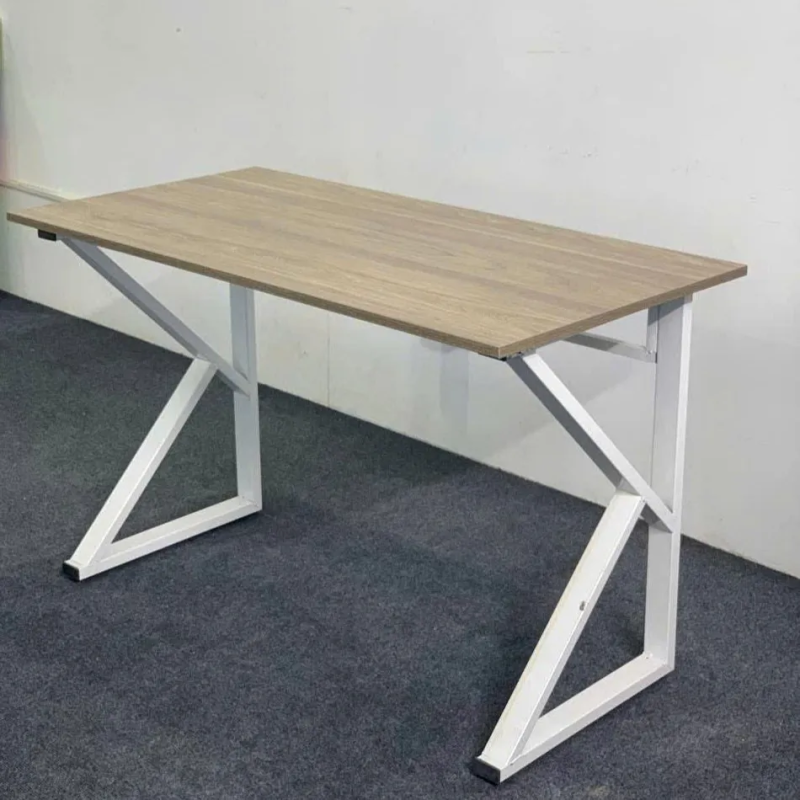 Bàn Làm Việc Văn Phòng Chân Sắt Chữ K - BLV4