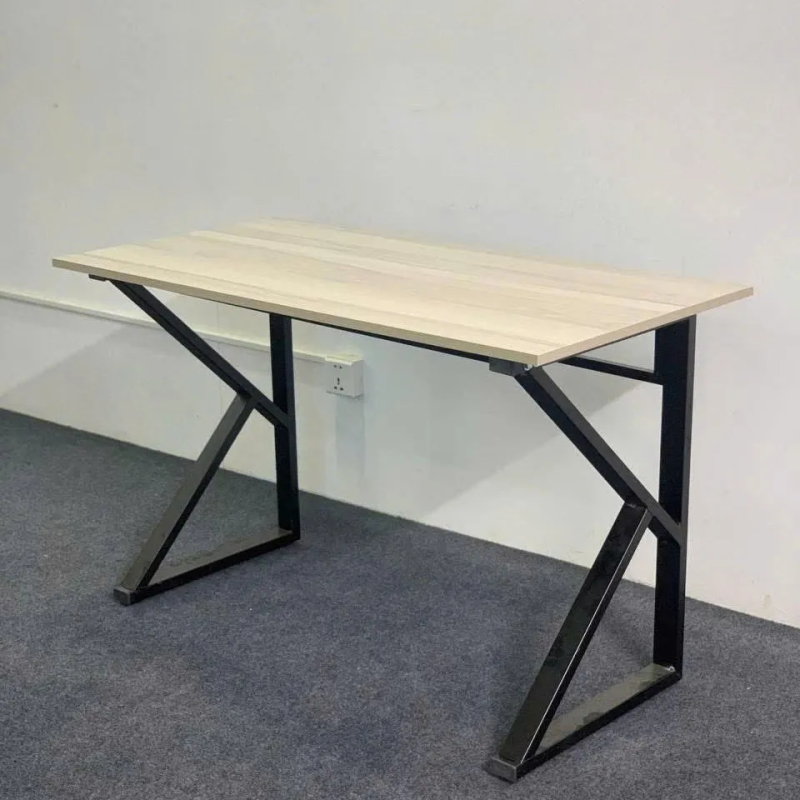 Bàn Làm Việc Văn Phòng Chân Sắt Chữ K - BLV4