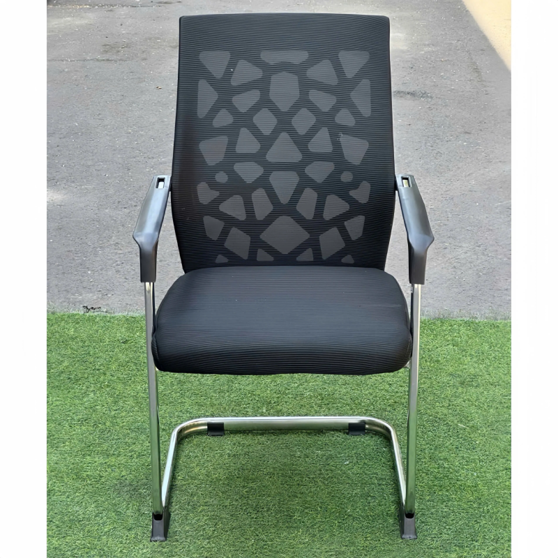 Ghế Chân Quỳ Tựa Nhựa Họa Tiết Lưới Hiện Đại - GQ35