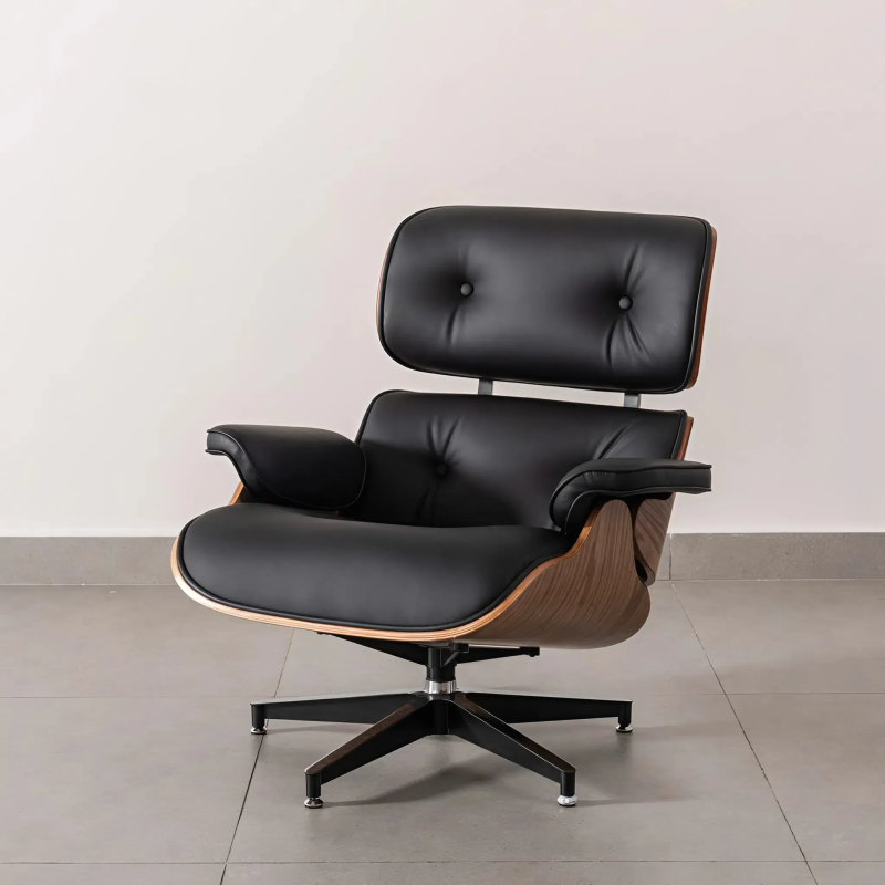 Ghế Giám Đốc Da Đen Khung Gỗ Kèm Đôn Chân - GGĐ50