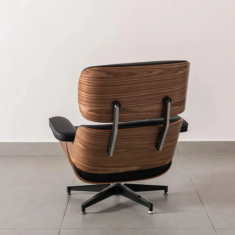 Ghế Giám Đốc Da Đen Khung Gỗ Kèm Đôn Chân - GGĐ50