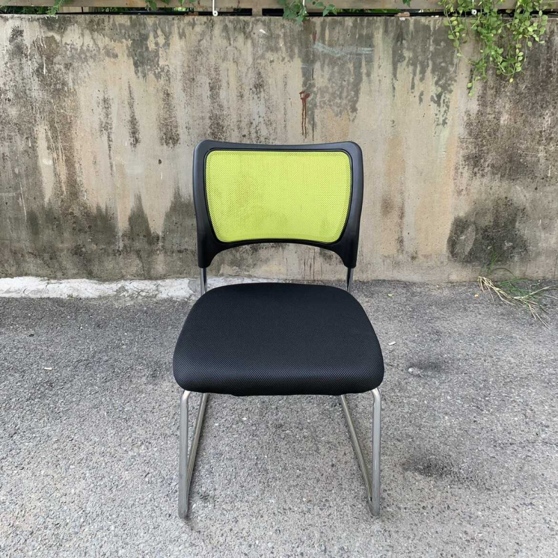 Ghế Văn Phòng Chân Quỳ Lưới Không Tay Xanh Lá - GQ16