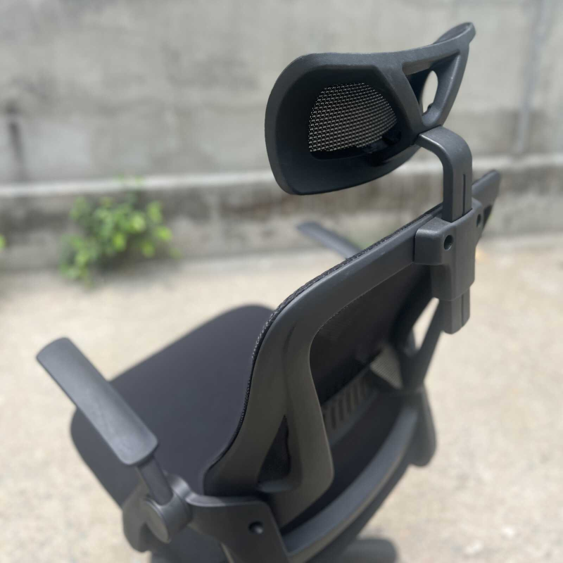 Ghế Xoay Văn Phòng Tựa Đầu Tay Gập Màu Đen - GX31