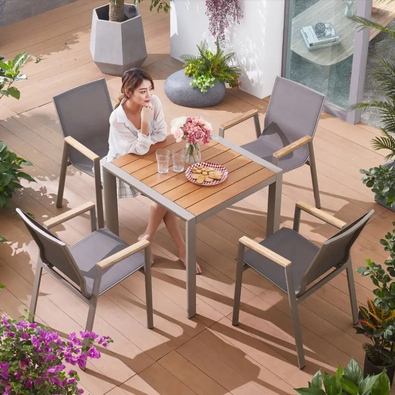 Bộ Bàn Ghế Sân Vườn Outdoor 4 Ghế Có Tay - SV59