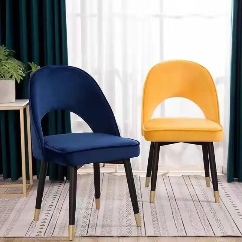 Ghế Ăn SAARINEN Chân Thép Mạ Vàng - GA47