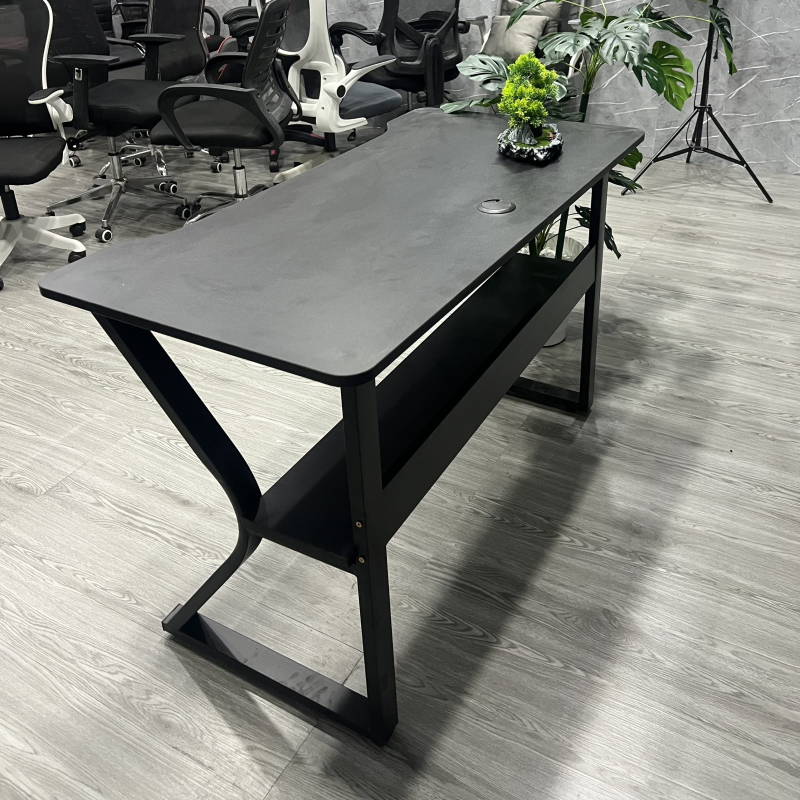 Bàn Làm Việc Gaming Chân K Uốn Có Kệ - BLV110