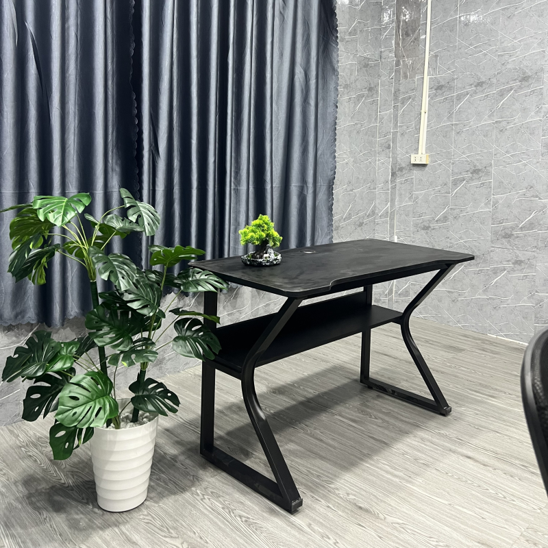 Bàn Làm Việc Gaming Chân K Uốn Có Kệ - BLV110
