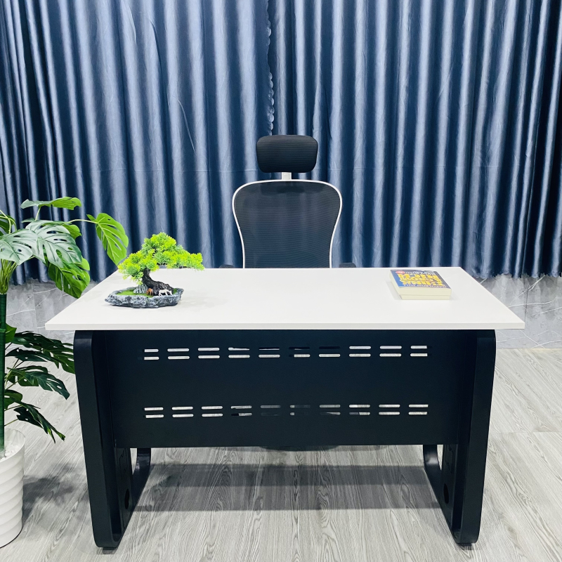 Bàn Làm Việc Chân Sắt Cao Cấp Nhập Khẩu - BLV112