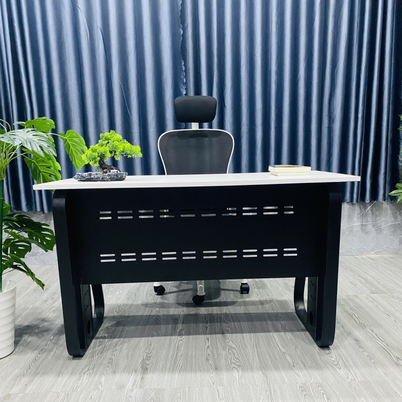 Bàn Làm Việc Chân Sắt Cao Cấp Nhập Khẩu - BLV112