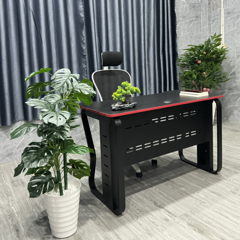 Bàn Làm Việc Chân Sắt Nhập Khẩu Mặt Gaming - BLV113