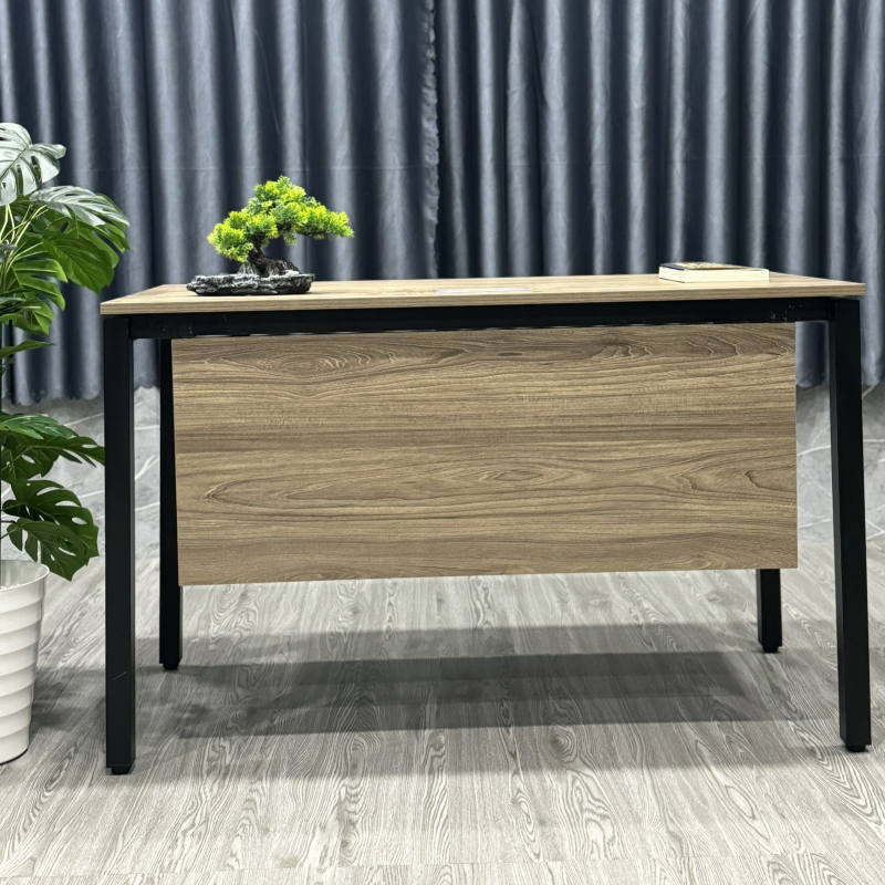 Bàn Làm Việc Chân Độc Lập Có Yếm - BLV117