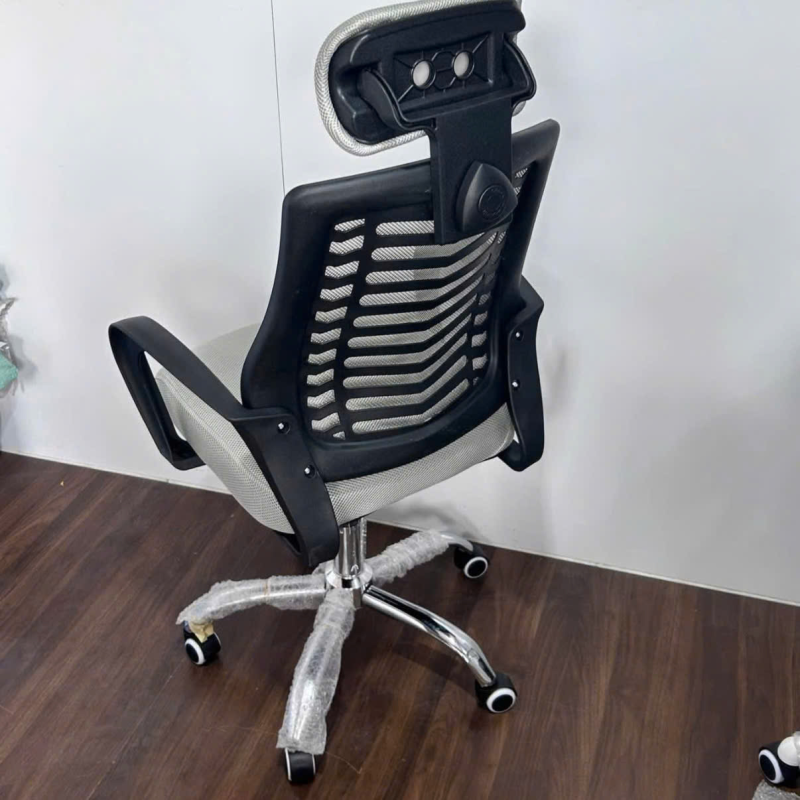 Ghế Xoay Văn Phòng Lưng Lưới Xám Tựa Đầu Êm Ái - GX87