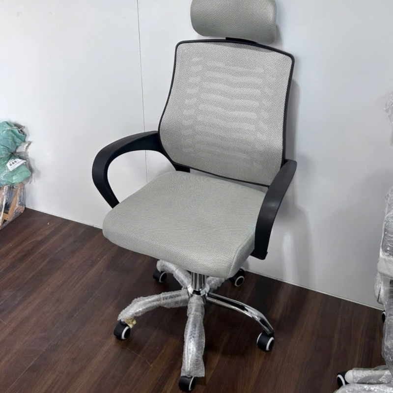 Ghế Xoay Văn Phòng Lưng Lưới Xám Tựa Đầu Êm Ái - GX87